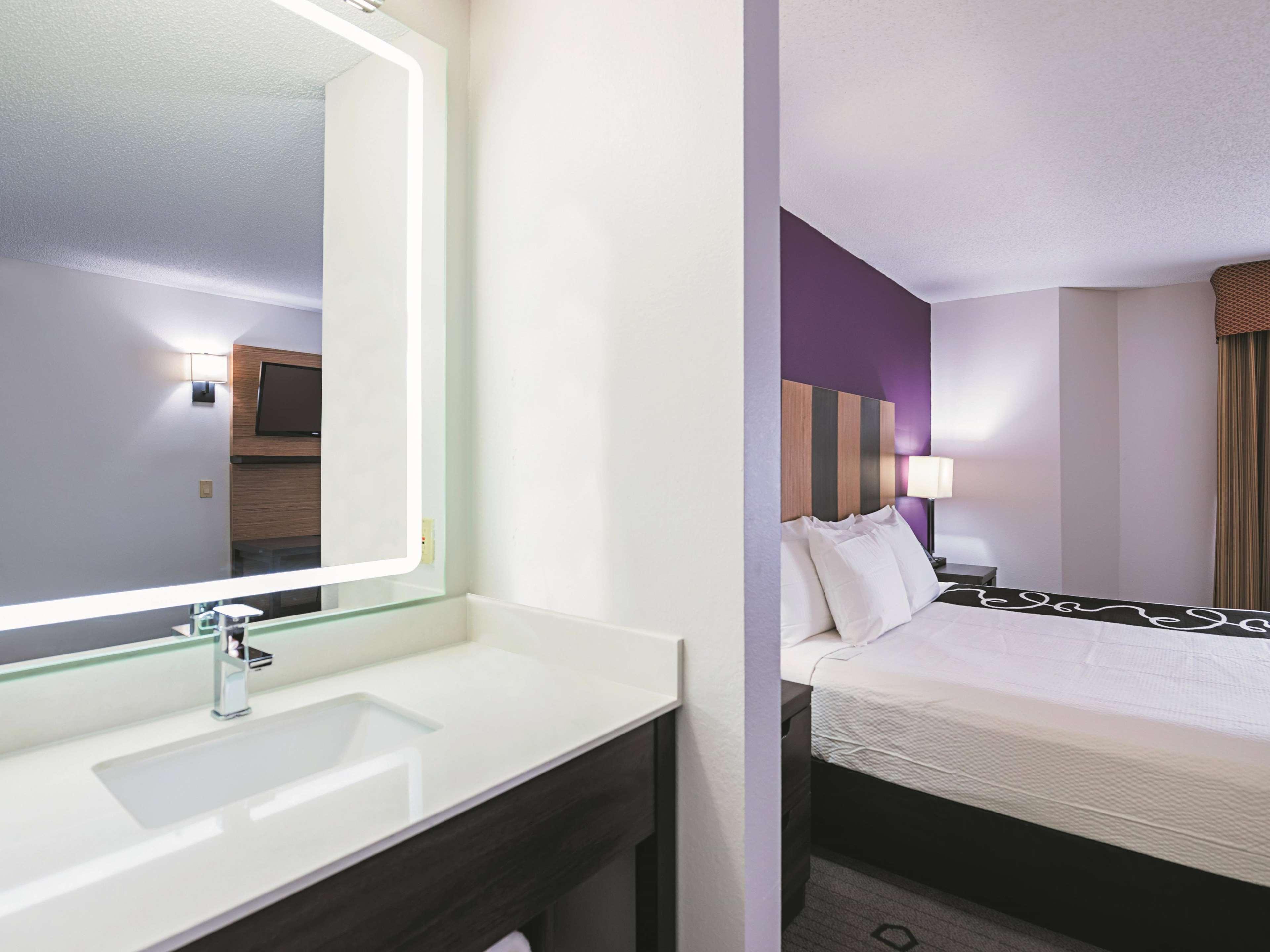 La Quinta By Wyndham Minneapolis Northwest Brooklyn Park Exterior foto